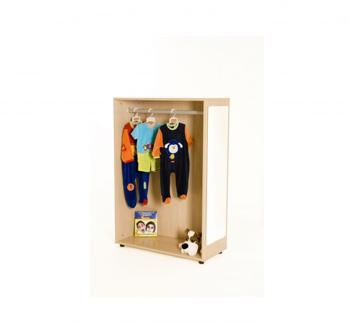 602003-Mueble de disfraces para pared cerrado
